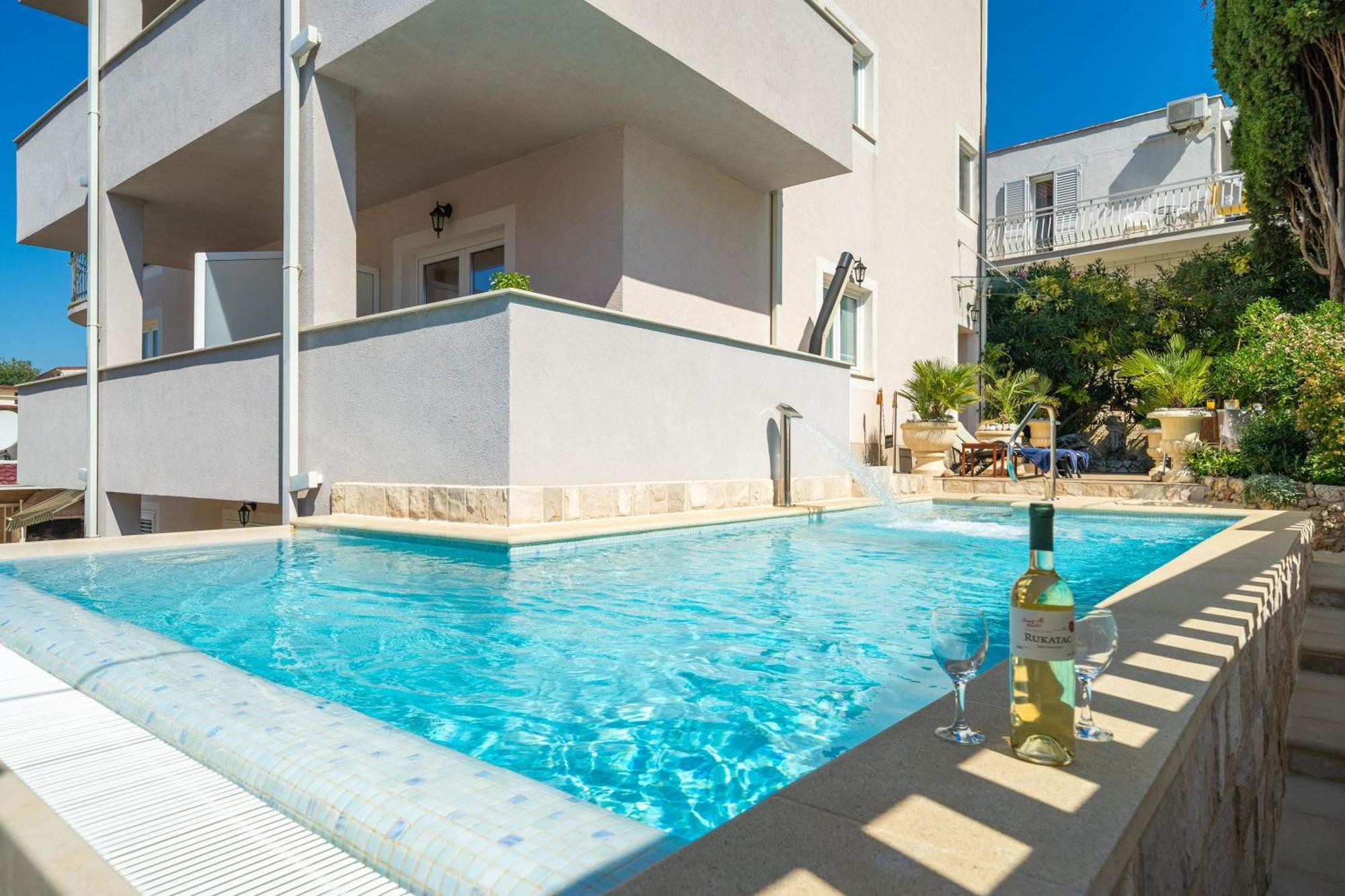 דוברובניק Apartments Villa Aura - Adult Only מראה חיצוני תמונה